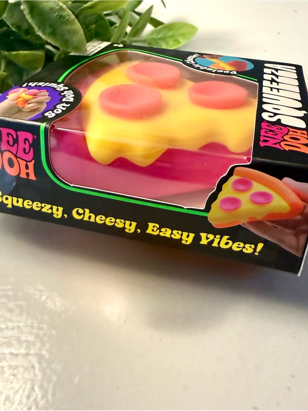 NWT,NeeDoh Squeezza - Picture 2 of 3